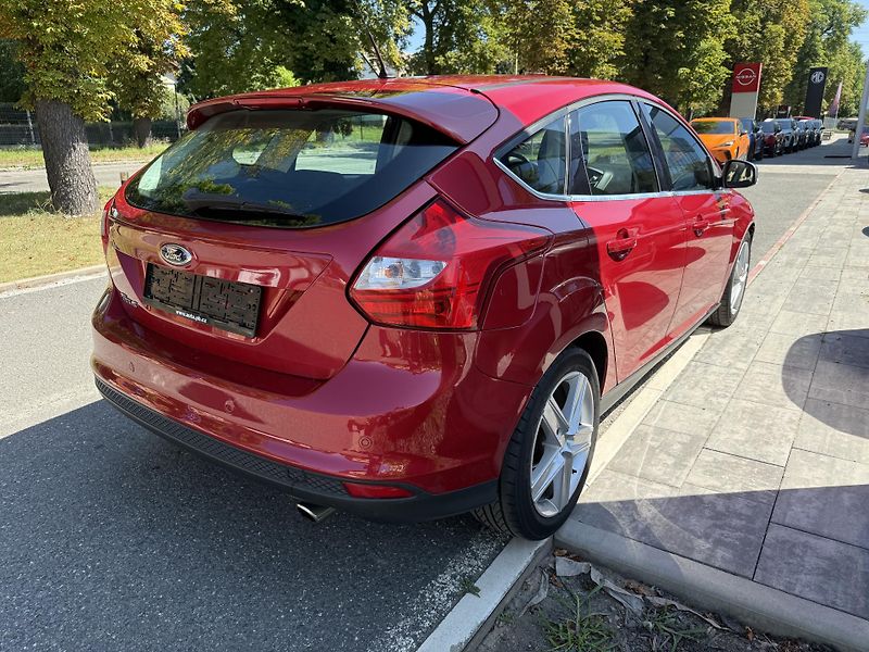 Ford Focus 1.6i 110kw - fotka 10 z 10