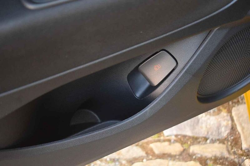Fiat 500 je stále krásné auto. Nyní už nemusí být jen elektrický.
