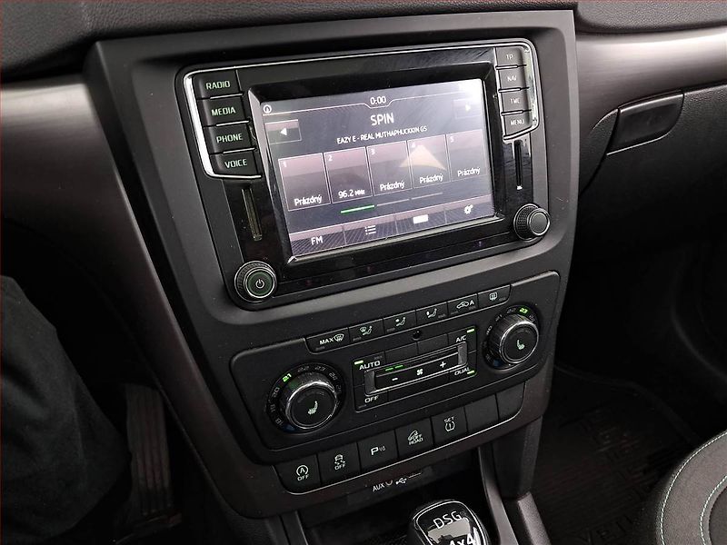 Škoda Yeti (2016) 2.0 TDI, 4X4, Automat, Navi - fotka 12 z 20