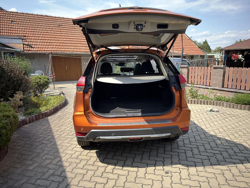 Nissan X-Trail (2017) - fotka 7 z 15