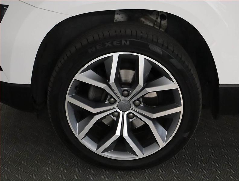 Škoda Karoq (2018) Style Plus 1.5 TSI - fotka 15 z 19