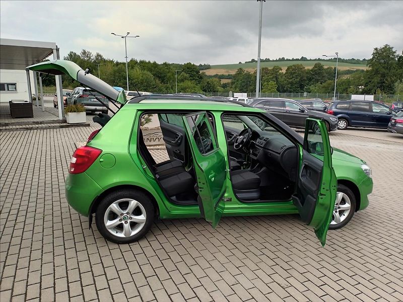 Škoda Fabia 1,2 TSI,KLIMA,TZ,VÝHŘEV,KOLA - fotka 9 z 46
