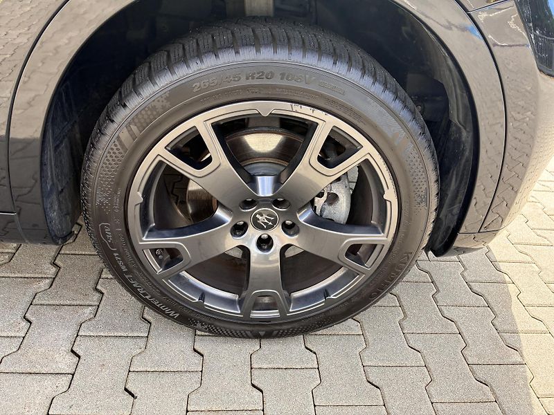 Maserati Levante 2.0l 243kW GT Hybrid 4x4       - fotka 40 z 41