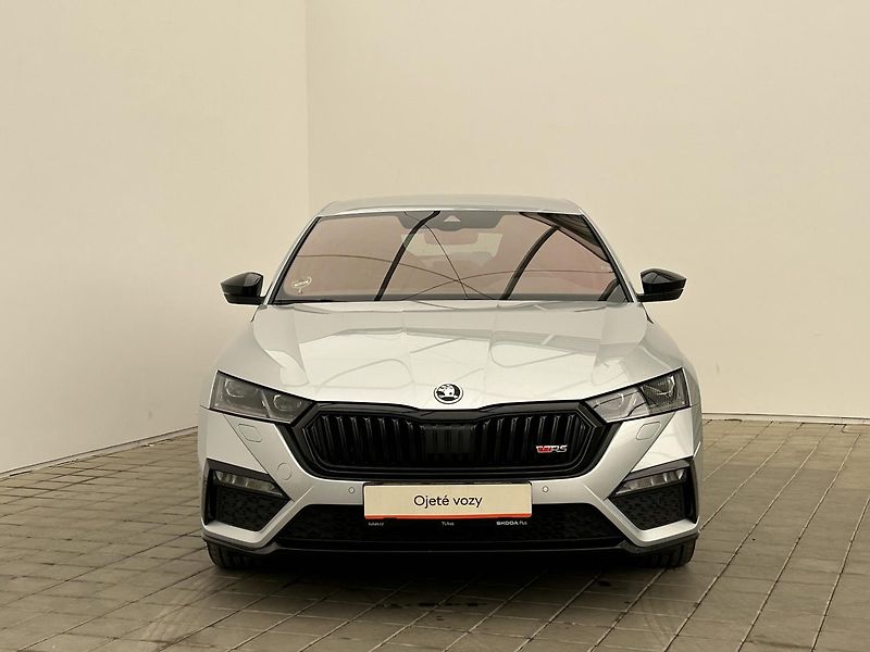 Škoda Octavia 2.0 TDI RS - fotka 4 z 33