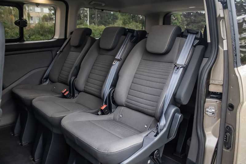 Ford Tourneo Custom - fotka 21 z 24