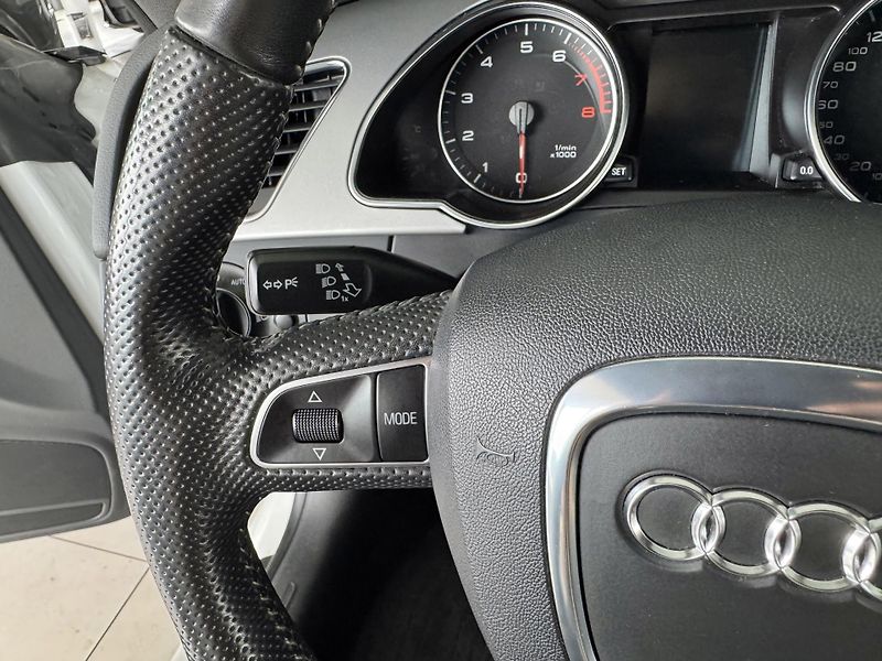 Audi A5 1,8TFSI S-LINE*Xenon*20