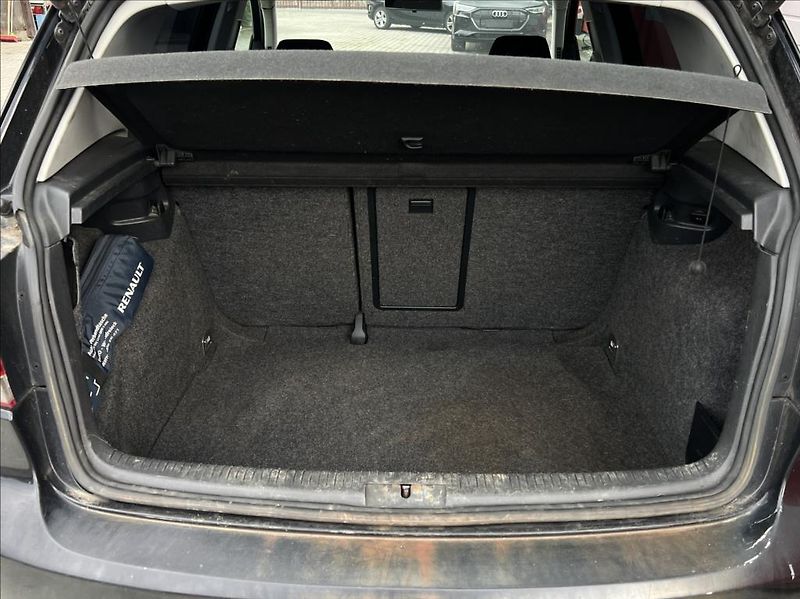 Volkswagen Golf 1,4 - fotka 6 z 6