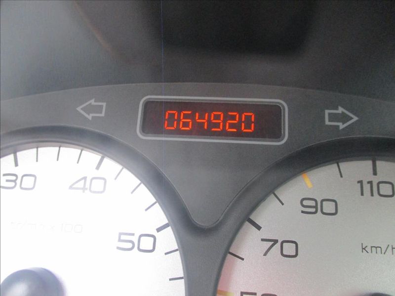 Peugeot 206 1,4 i,klima,serv.kniha,CZ - fotka 11 z 17