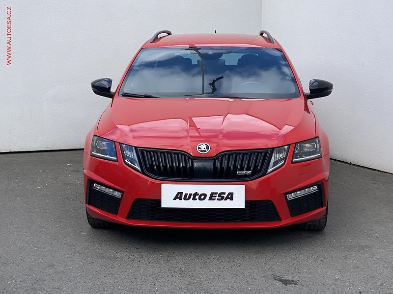 Škoda Octavia (2019) 2.0 TDi 4x4, RS, DSG, +ALU - fotka 2 z 19