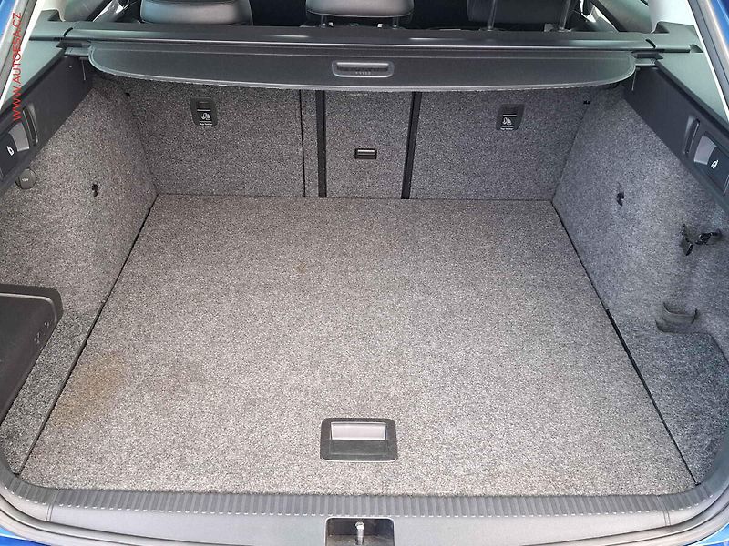 Škoda Octavia (2013) 2.0 TDi, 2.maj, AC, TZ - fotka 7 z 21