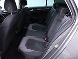 Volkswagen Golf 1,4 TSI 110kW Highline Navi - náhled 14