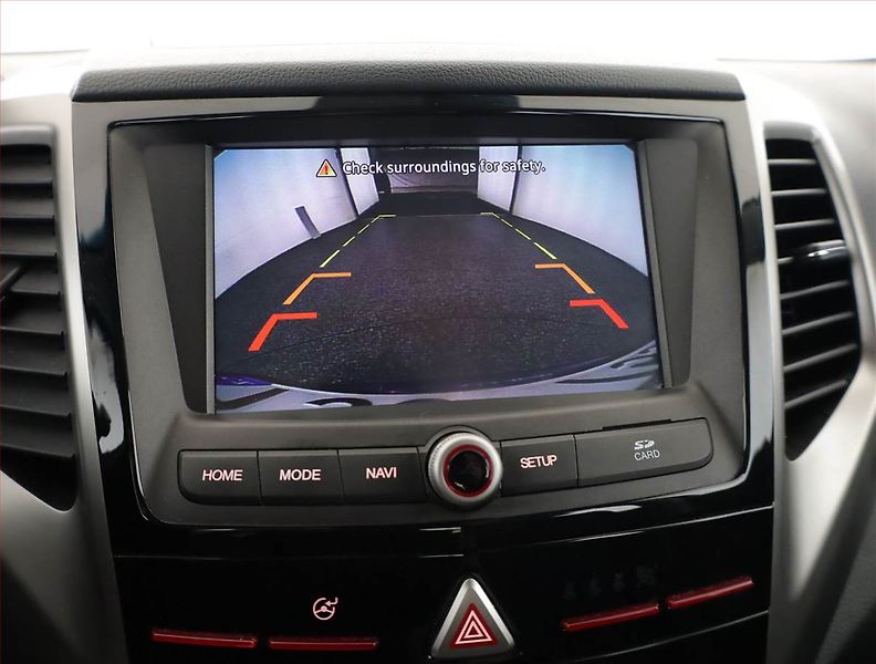 SsangYong Tivoli (2019) 1.6 e-XDi, 4X4, Serv.kniha - fotka 14 z 17