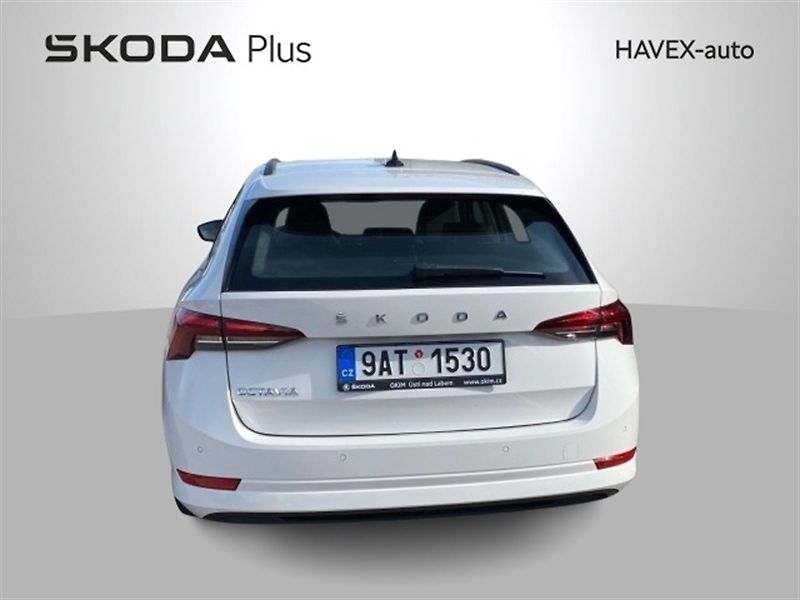 Škoda Octavia (2023) Combi 2.0 TDI Ambition+ - fotka 4 z 5