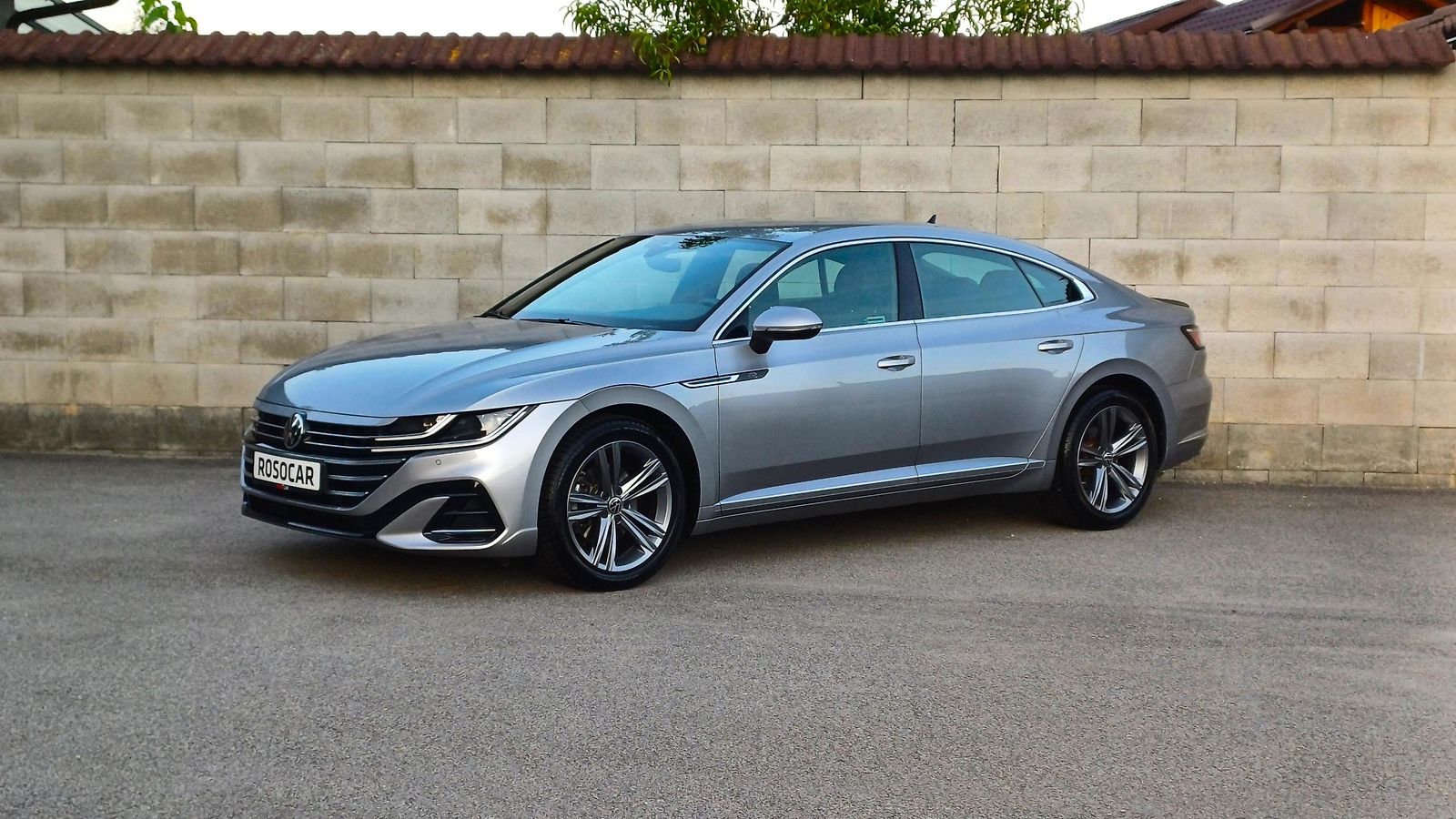 Volkswagen Arteon 2.0 TDI 110kW R-LINE-TZ-DPH-