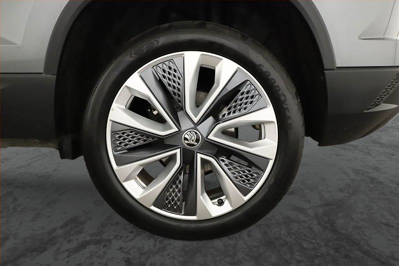 Škoda Karoq (2025) 2.0 TDI - fotka 12 z 18