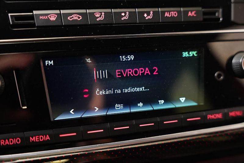 Volkswagen up! - fotka 19 z 24