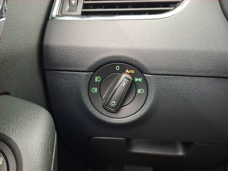 Škoda Octavia (2018) Style 2.0 TDI, Automat, Navi - fotka 20 z 21