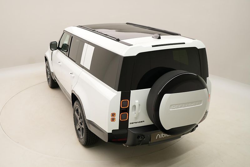 Land Rover Defender (2026) 130 D250 X-Dynamic SE - fotka 16 z 64