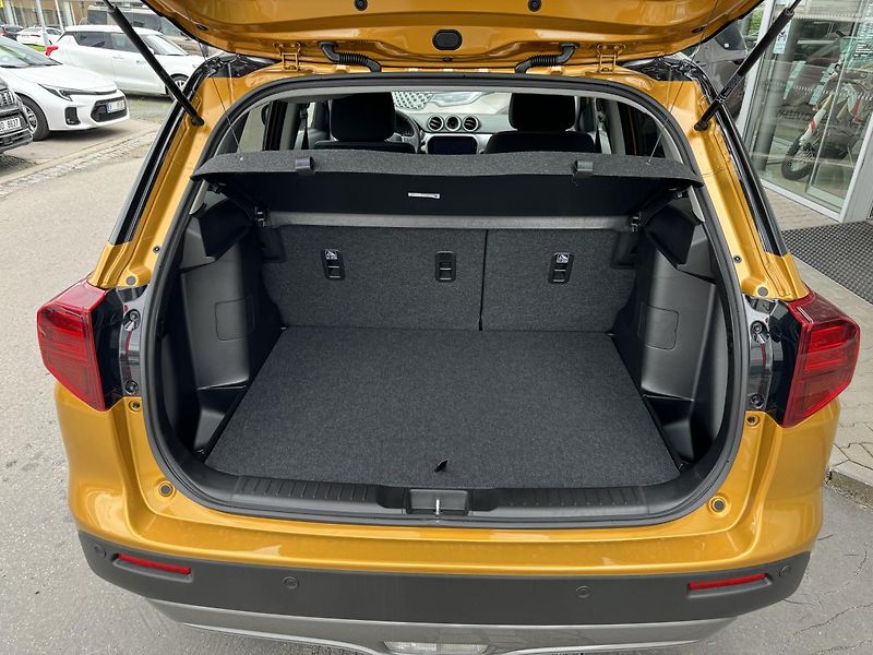 Suzuki Vitara (2026) 1,4 Premium - fotka 6 z 6