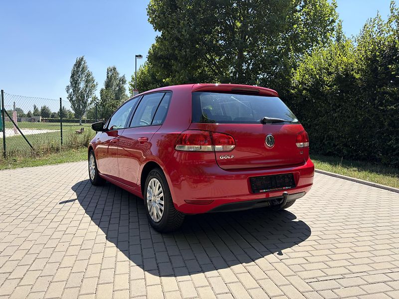 Volkswagen Golf 1.4 75kw Trend - fotka 8 z 29