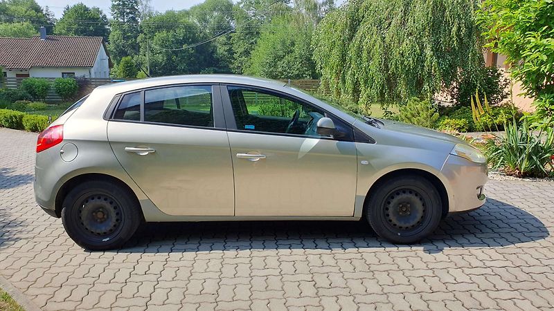 Fiat Bravo (2009) Fiat Bravo 1.4 16V 90 - fotka 7 z 11