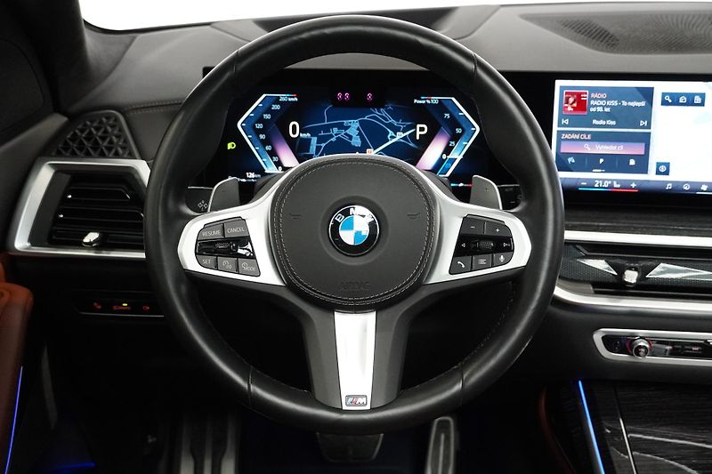 BMW X7 Xdrive40d,Mpaket,ČR,DPH,Tažné - fotka 28 z 44