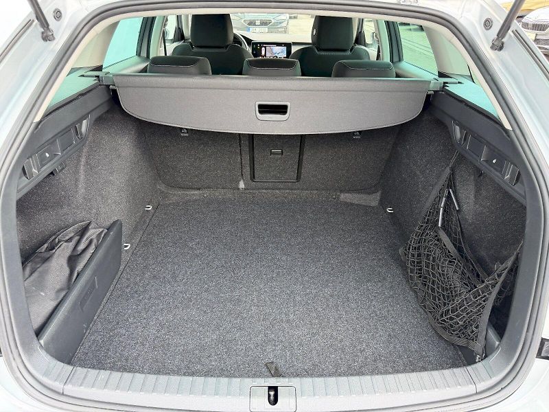 Škoda Octavia (2022) Combi 1.5 TSI 110kW Style Plus - fotka 34 z 35