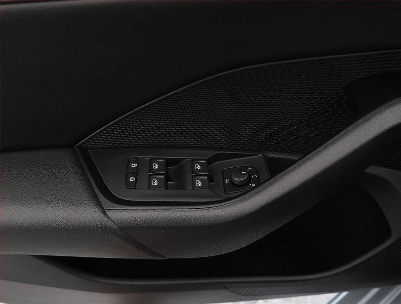 Škoda Octavia (2022) Style 1.0 TSI, Serv.kniha - fotka 24 z 24