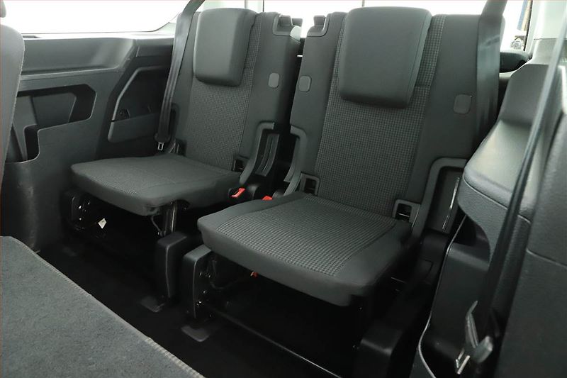 Volkswagen Caddy (2022) Maxi 1.5 TSI, 7Míst, ČR, 1Maj - fotka 11 z 18
