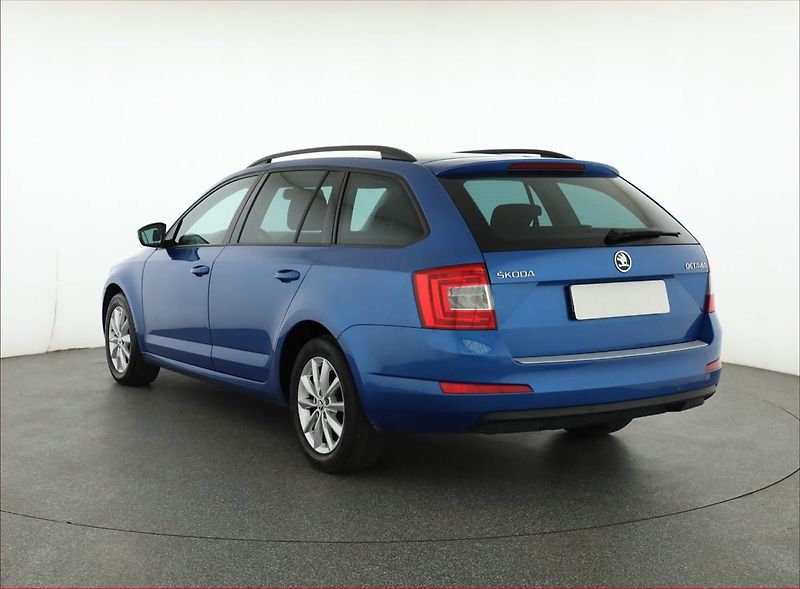 Škoda Octavia (2016) Ambition 1.6 TDI, Automat - fotka 4 z 17