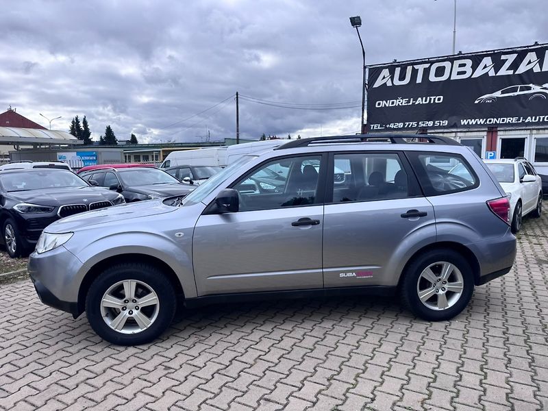 Subaru Forester (2008) 4X4 2,0i 110 KW AUTOMAT KOLA - fotka 3 z 41