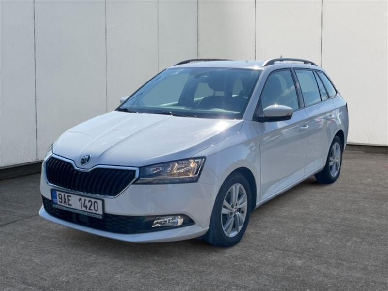 Škoda Fabia 1,0 TSI Ambition - fotka 3 z 11