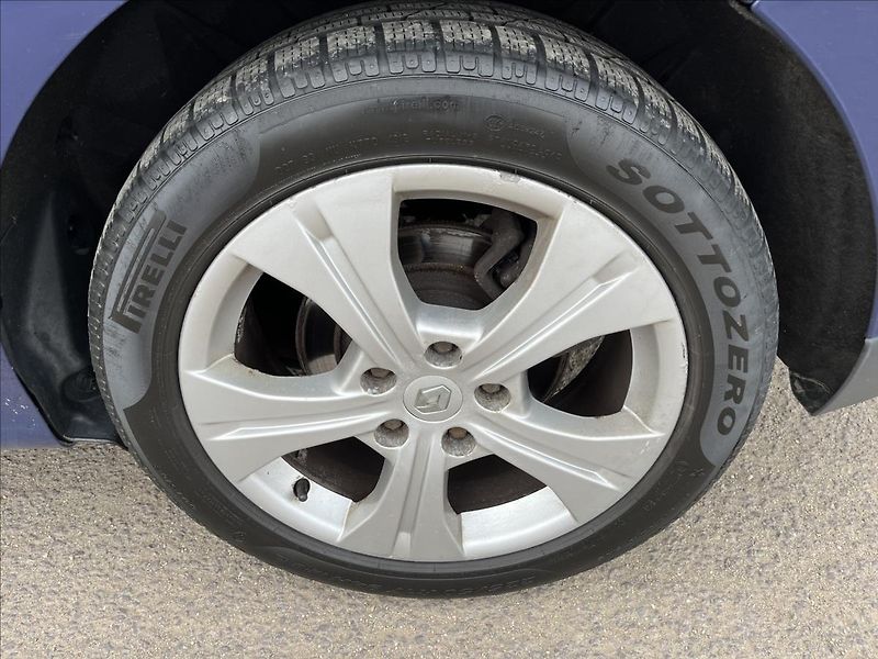 Renault Scénic 2,0 dCi 118KW KLIMA ALU ČR STK - fotka 32 z 33