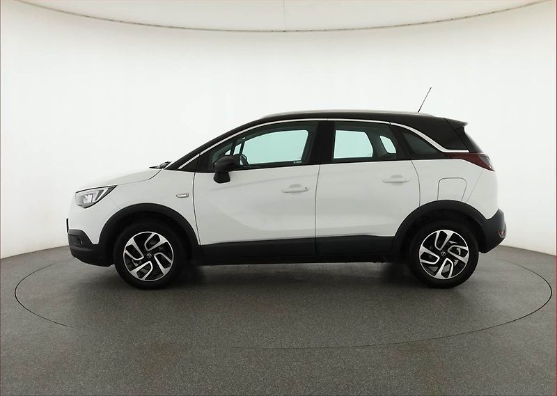 Opel Crossland X (2017) 1.2 Turbo, ČR,1.maj - fotka 3 z 14