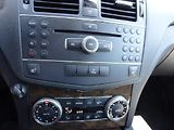 Mercedes-Benz Třídy C (2008) 220CDi Elegance - náhled 8
