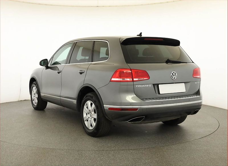 Volkswagen Touareg (2017) 3.0 TDI - fotka 4 z 17