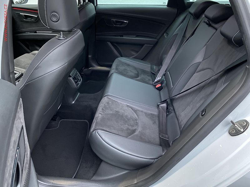 Seat Leon (2017) 2.0 TSi 4Drive, ČR - fotka 10 z 18