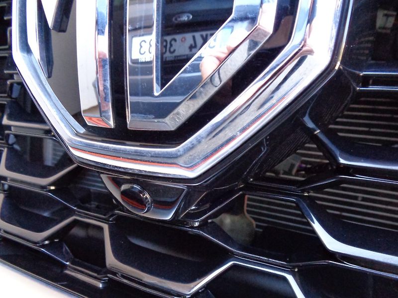 MG ZS 1,5 106 PS, Ess-plus, MÁLO KM! - fotka 26 z 27