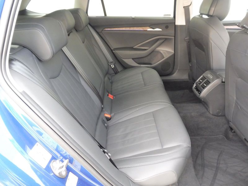 Škoda Superb (2025) Combi L&K 2,0 TDI 110kW DSG - fotka 23 z 30