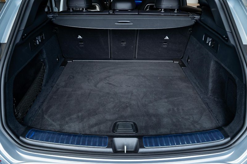Mercedes-Benz GLC (2026) 400 4M EQ/AMG/DIGITALLIGHT/DIS - fotka 16 z 19