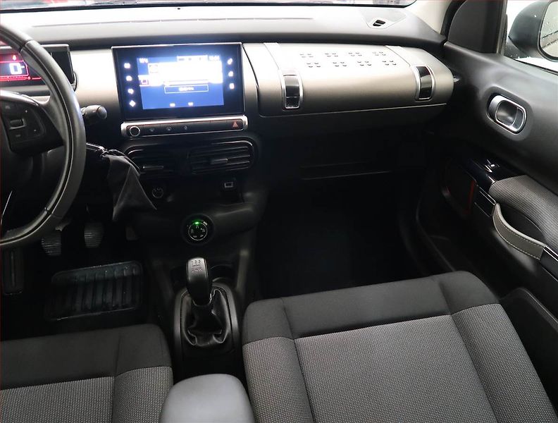 Citroën C4 Cactus (2017) 1.6 BlueHDi, Serv.kniha, Navi - fotka 8 z 13