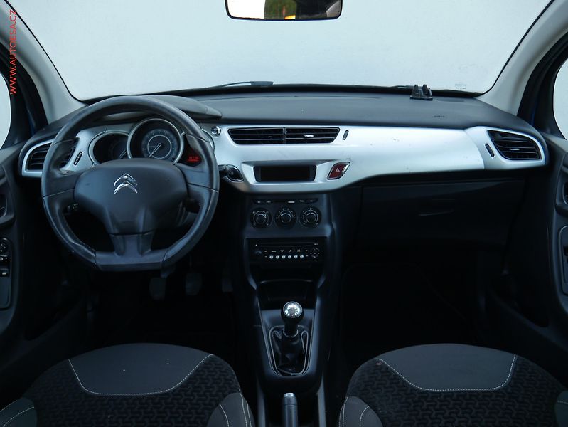 Citroën C3 (2011) 1.4i, ČR, AC, temp, STK1/28 - fotka 8 z 17