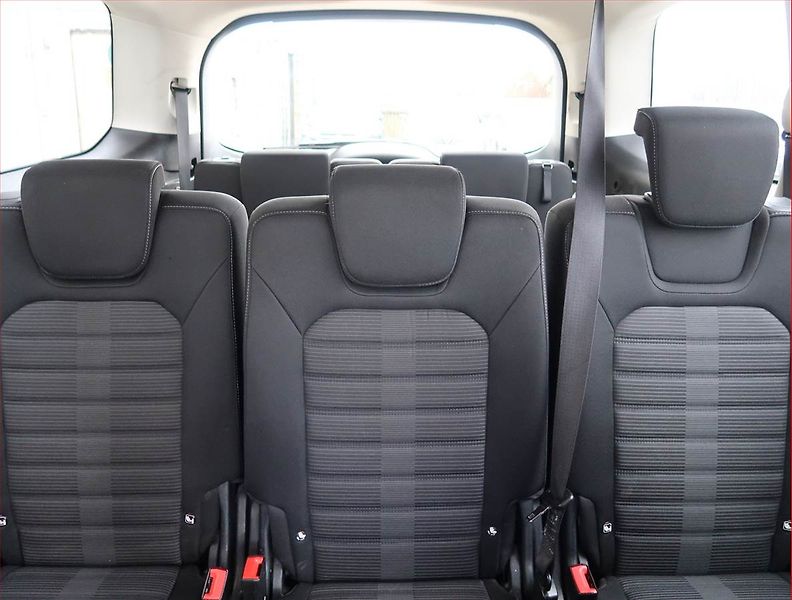 Ford Galaxy (2018) 2.0 TDCi, 7 míst, Navi - fotka 10 z 16
