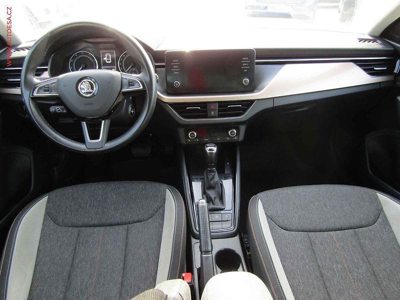 Škoda Scala (2019) 1.5 TSi, ČR, navi, LED - fotka 8 z 15