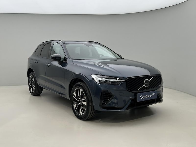 Volvo XC60 (2026) T6 AWD RECHARGE DARK PLUS AUT - fotka 13 z 47
