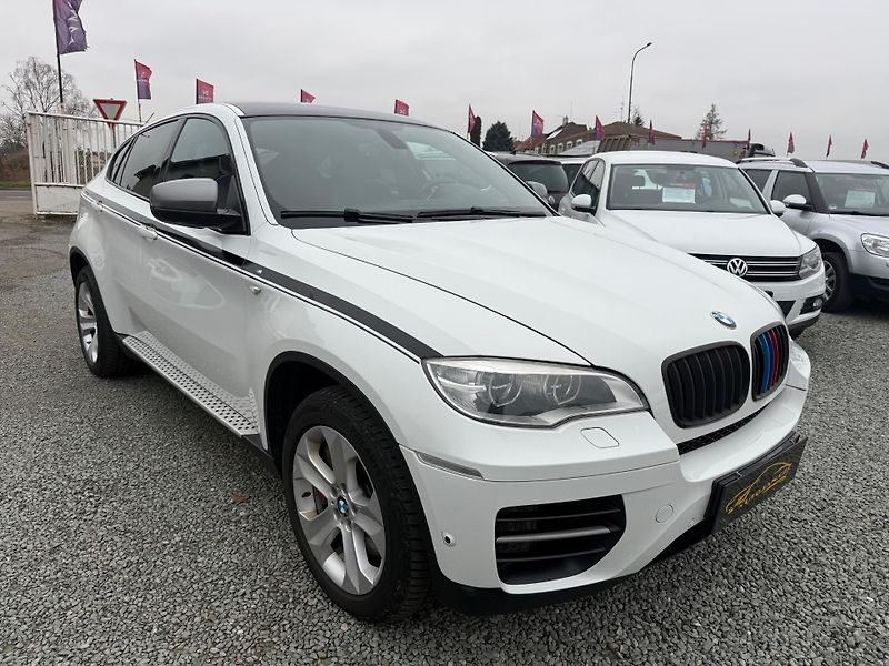 BMW X6 M50d - fotka 1 z 13