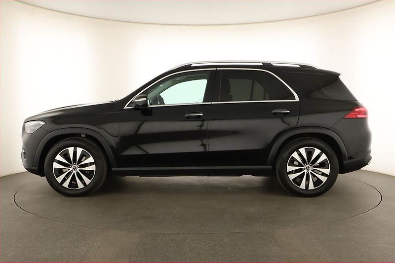 Mercedes-Benz GLE (2025) 300 d, Advanced Plus - fotka 3 z 20