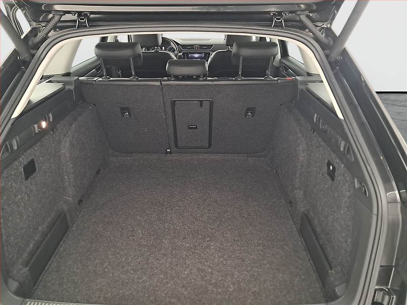 Škoda Superb (2018) Style Plus 2.0 TDI, Automat - fotka 14 z 23