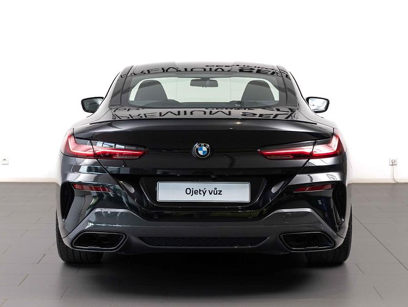BMW Řada 8 M850i xDrive Coupe - fotka 4 z 21