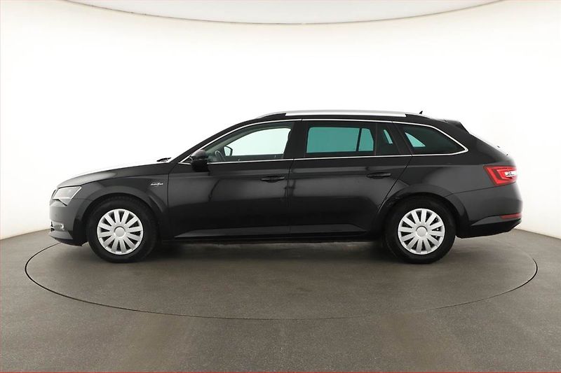 Škoda Superb (2019) Laurin&Klement 2.0 TDI - fotka 3 z 17